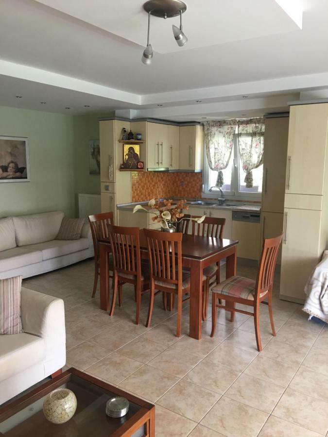 Hera'S House Palaiontsiflikion Ngoại thất bức ảnh